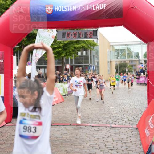 12.06.2026 - Holstenköstenlauf LAZAROV Photography http://msf.ph/oto/9743189 12.06.2026 16:52:17 Laufen 1152, 983, 240, 34, 142, 240, 513, 516, 656, 770, 915, 916, 1521 meine-sportfotos.de