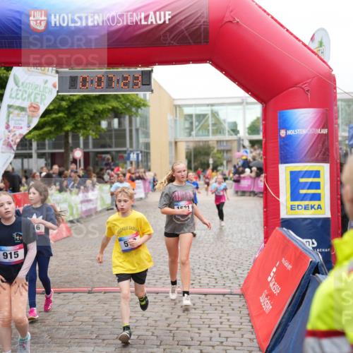 12.06.2026 - Holstenköstenlauf LAZAROV Photography http://msf.ph/oto/9743196 12.06.2026 16:52:22 Laufen 915, 5, 1521, 34, 55, 142, 513, 516, 656, 738, 770, 915, 916, 1521 meine-sportfotos.de
