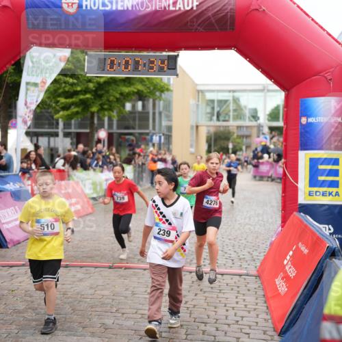 12.06.2026 - Holstenköstenlauf LAZAROV Photography http://msf.ph/oto/9743213 12.06.2026 16:52:33 Laufen 10, 00, 39, 510, 739, 239, 4276, 75, 239, 510, 522, 739, 740, 1499, 4276 meine-sportfotos.de