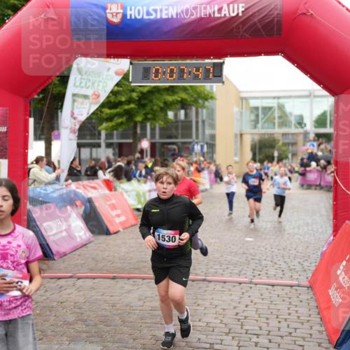 12.06.2026 - Holstenköstenlauf LAZAROV Photography http://msf.ph/oto/9743226 12.06.2026 16:52:46 Laufen 10, 07, 47, 1530, 6, 234, 1054, 1066, 1068, 1074, 1275, 1523, 1530 meine-sportfotos.de