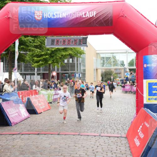 12.06.2026 - Holstenköstenlauf LAZAROV Photography http://msf.ph/oto/9743268 12.06.2026 16:53:19 Laufen 88, 88, 88, 1154, 918, 242, 75, 231, 242, 663, 918, 1154 meine-sportfotos.de