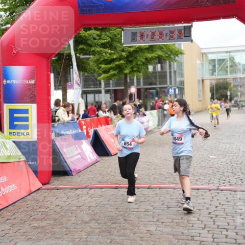 12.06.2026 - Holstenköstenlauf LAZAROV Photography http://msf.ph/oto/9743291 12.06.2026 16:53:33 Laufen 654, 1049, 514, 517, 654, 1049 meine-sportfotos.de