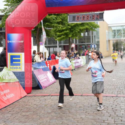 12.06.2026 - Holstenköstenlauf LAZAROV Photography http://msf.ph/oto/9743292 12.06.2026 16:53:33 Laufen 654, 1049, 514, 517, 654, 1049 meine-sportfotos.de