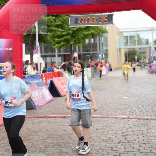 12.06.2026 - Holstenköstenlauf LAZAROV Photography http://msf.ph/oto/9743295 12.06.2026 16:53:34 Laufen 654, 10, 08, 35, 1049, 514, 517, 654, 1049 meine-sportfotos.de