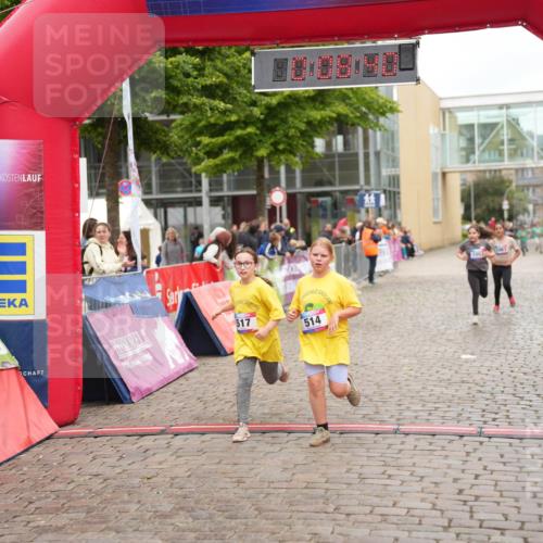 12.06.2026 - Holstenköstenlauf LAZAROV Photography http://msf.ph/oto/9743299 12.06.2026 16:53:39 Laufen 517, 514, 514, 517, 1053, 1063 meine-sportfotos.de