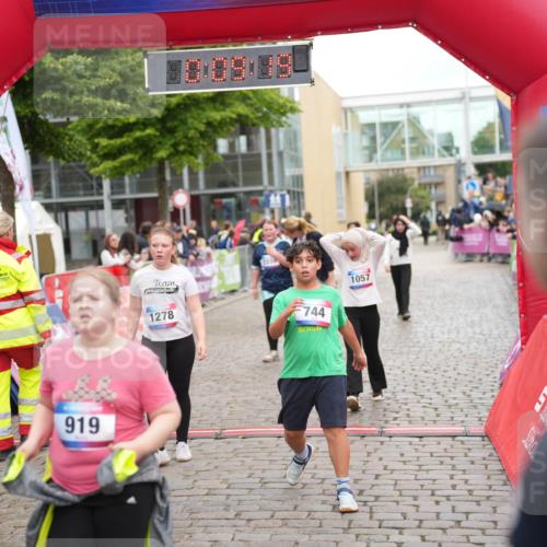 12.06.2026 - Holstenköstenlauf LAZAROV Photography http://msf.ph/oto/9743323 12.06.2026 16:54:18 Laufen 20, 919, 1278, 1558, 744, 1057, 660, 744, 919, 920, 986, 1051, 1057, 1278 meine-sportfotos.de