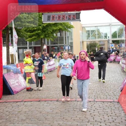 12.06.2026 - Holstenköstenlauf LAZAROV Photography http://msf.ph/oto/9743339 12.06.2026 16:54:42 Laufen 1558, 653, 653, 746 meine-sportfotos.de