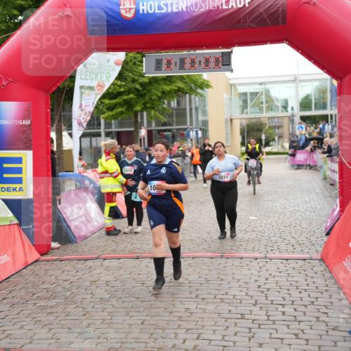 12.06.2026 - Holstenköstenlauf LAZAROV Photography http://msf.ph/oto/9743346 12.06.2026 16:54:58 Laufen 1558, 10, 1071, 60, 3, 1060, 1071 meine-sportfotos.de
