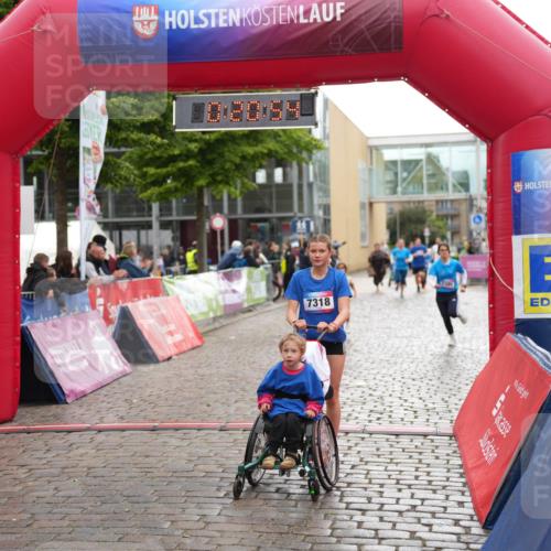 12.06.2026 - Holstenköstenlauf LAZAROV Photography http://msf.ph/oto/9743373 12.06.2026 17:05:53 Laufen 10, 20, 59, 7318, 13 meine-sportfotos.de