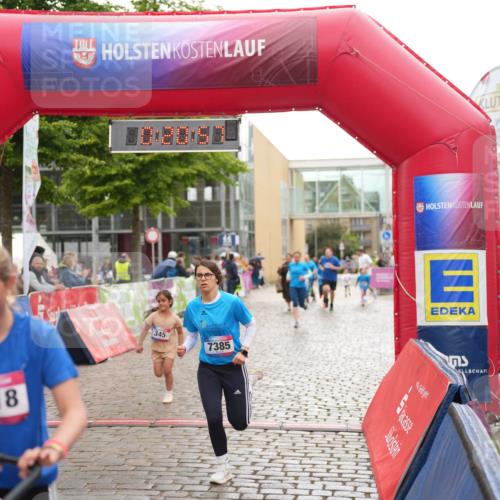 12.06.2026 - Holstenköstenlauf LAZAROV Photography http://msf.ph/oto/9743378 12.06.2026 17:05:56 Laufen 7318, 345, 7385 meine-sportfotos.de