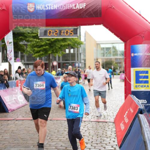 12.06.2026 - Holstenköstenlauf LAZAROV Photography http://msf.ph/oto/9743387 12.06.2026 17:06:04 Laufen 7304, 10, 21, 05, 7383 meine-sportfotos.de