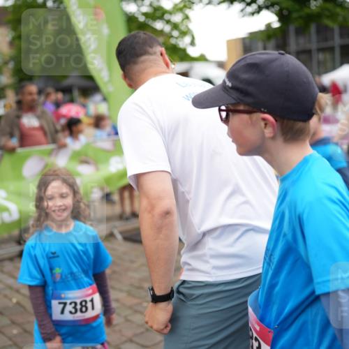 12.06.2026 - Holstenköstenlauf LAZAROV Photography http://msf.ph/oto/9743391 12.06.2026 17:06:09 Laufen 7381, 71 meine-sportfotos.de