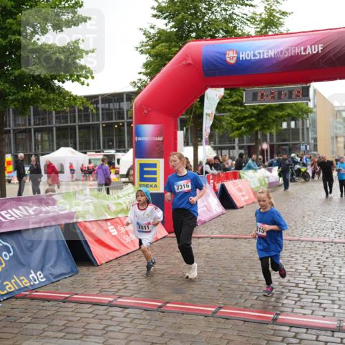12.06.2026 - Holstenköstenlauf LAZAROV Photography http://msf.ph/oto/9743405 12.06.2026 17:06:17 Laufen 7316, 7511, 315, 10 meine-sportfotos.de