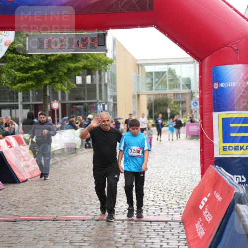 12.06.2026 - Holstenköstenlauf LAZAROV Photography http://msf.ph/oto/9743412 12.06.2026 17:06:23 Laufen 7288 meine-sportfotos.de