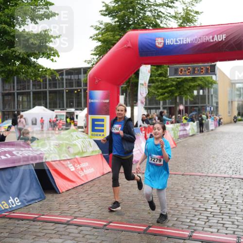 12.06.2026 - Holstenköstenlauf LAZAROV Photography http://msf.ph/oto/9743431 12.06.2026 17:06:36 Laufen 7298, 0, 21, 37, 7279 meine-sportfotos.de