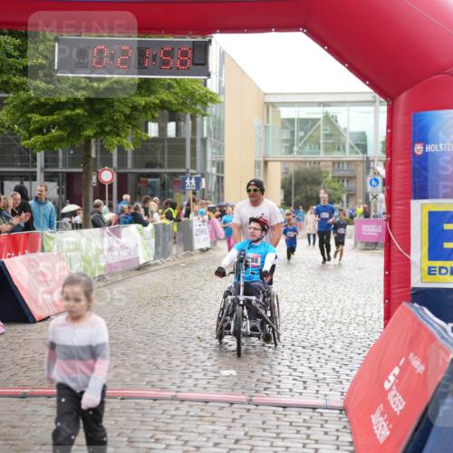 12.06.2026 - Holstenköstenlauf LAZAROV Photography http://msf.ph/oto/9743439 12.06.2026 17:06:56 Laufen 88 meine-sportfotos.de