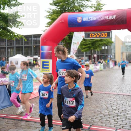 12.06.2026 - Holstenköstenlauf LAZAROV Photography http://msf.ph/oto/9743455 12.06.2026 17:07:07 Laufen 266, 263, 7311, 7307, 7312, 0, 22, 08 meine-sportfotos.de