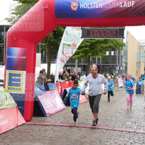 12.06.2026 - Holstenköstenlauf LAZAROV Photography http://msf.ph/oto/9743471 12.06.2026 17:07:20 Laufen 7285, 7268 meine-sportfotos.de