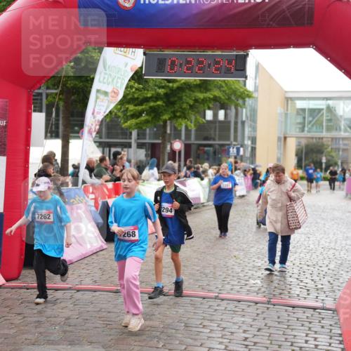 12.06.2026 - Holstenköstenlauf LAZAROV Photography http://msf.ph/oto/9743480 12.06.2026 17:07:23 Laufen 7262, 268, 294, 7297 meine-sportfotos.de