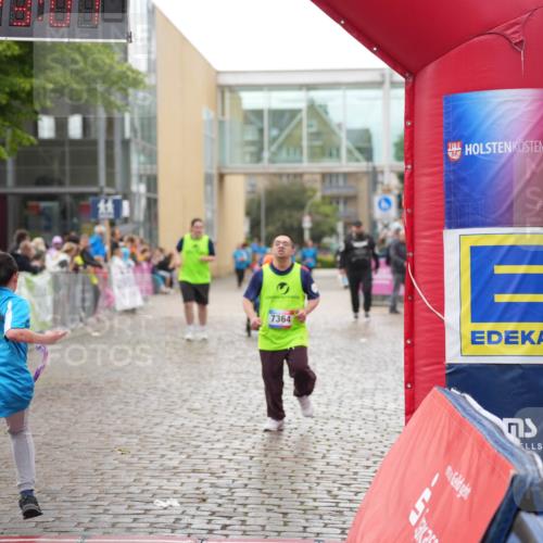 12.06.2026 - Holstenköstenlauf LAZAROV Photography http://msf.ph/oto/9743509 12.06.2026 17:08:00 Laufen 7364, 60, 13 meine-sportfotos.de
