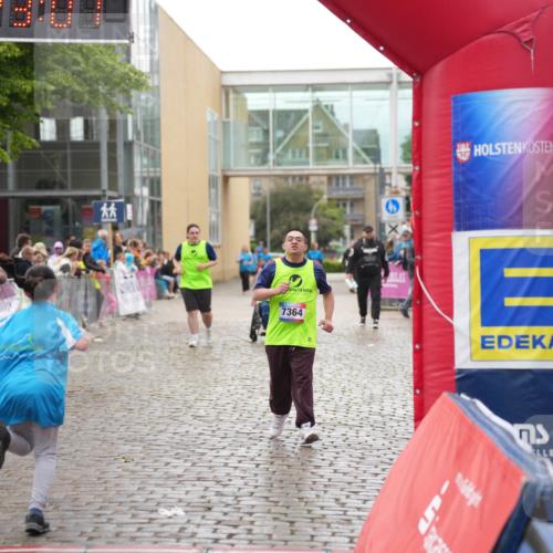 12.06.2026 - Holstenköstenlauf LAZAROV Photography http://msf.ph/oto/9743510 12.06.2026 17:08:00 Laufen 7364, 60, 13 meine-sportfotos.de