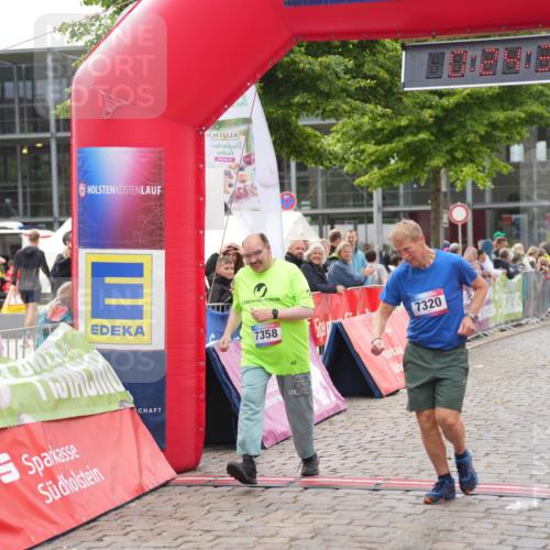 12.06.2026 - Holstenköstenlauf LAZAROV Photography http://msf.ph/oto/9743559 12.06.2026 17:09:36 Laufen 2, 7358, 45, 7320 meine-sportfotos.de
