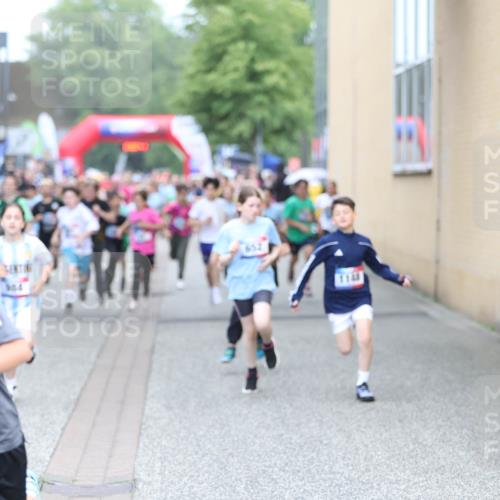 12.06.2026 - Holstenköstenlauf Andreas Tolksdorf http://msf.ph/oto/9743610 12.06.2026 16:48:34 Laufen 232, 984, 652 meine-sportfotos.de