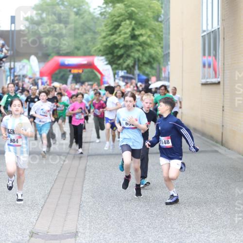 12.06.2026 - Holstenköstenlauf Andreas Tolksdorf http://msf.ph/oto/9743611 12.06.2026 16:48:35 Laufen 1064, 3647, 507, 984, 661, 1148 meine-sportfotos.de