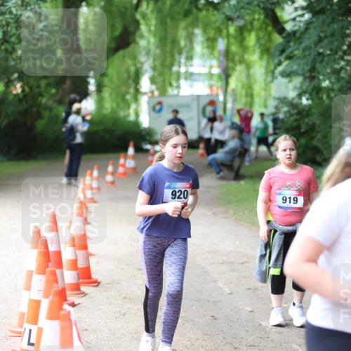 12.06.2026 - Holstenköstenlauf Andreas Tolksdorf http://msf.ph/oto/9743847 12.06.2026 16:56:02 Laufen 920, 919, 558 meine-sportfotos.de