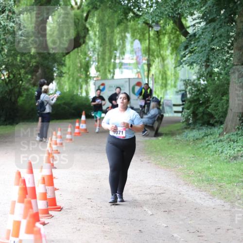 12.06.2026 - Holstenköstenlauf Andreas Tolksdorf http://msf.ph/oto/9743865 12.06.2026 16:56:38 Laufen 1071 meine-sportfotos.de