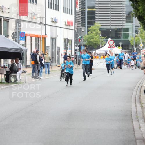 12.06.2026 - Holstenköstenlauf Andreas Tolksdorf http://msf.ph/oto/9743912 12.06.2026 17:07:10 Laufen 5, 7280 meine-sportfotos.de