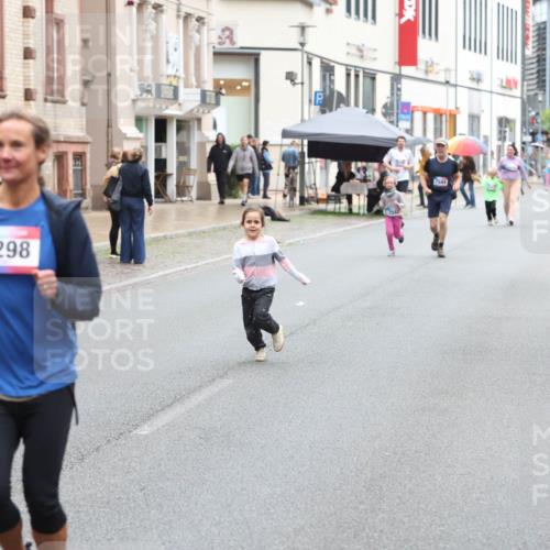 12.06.2026 - Holstenköstenlauf Andreas Tolksdorf http://msf.ph/oto/9743970 12.06.2026 17:07:59 Laufen 279, 7298, 7544 meine-sportfotos.de