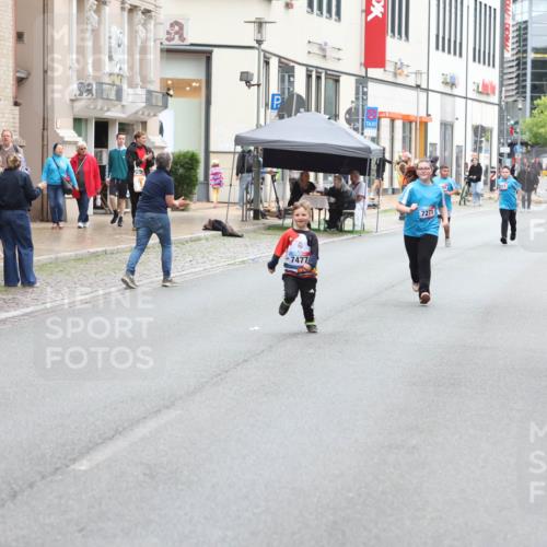 12.06.2026 - Holstenköstenlauf Andreas Tolksdorf http://msf.ph/oto/9744048 12.06.2026 17:09:19 Laufen 7477 meine-sportfotos.de