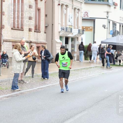 12.06.2026 - Holstenköstenlauf Andreas Tolksdorf http://msf.ph/oto/9744069 12.06.2026 17:09:49 Laufen 7001 meine-sportfotos.de