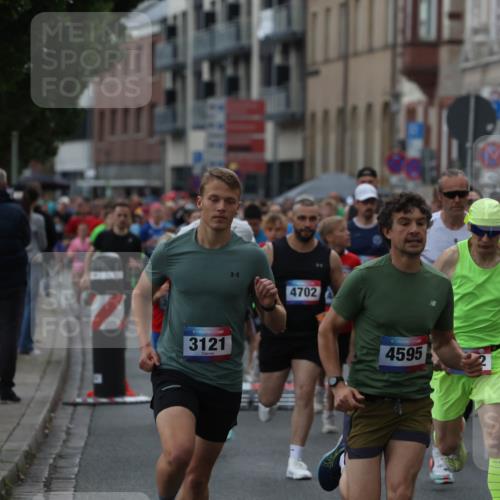 12.06.2026 - Holstenköstenlauf Andreas Tolksdorf http://msf.ph/oto/9744143 12.06.2026 17:33:26 Laufen 3121, 4702, 4595, 51 meine-sportfotos.de