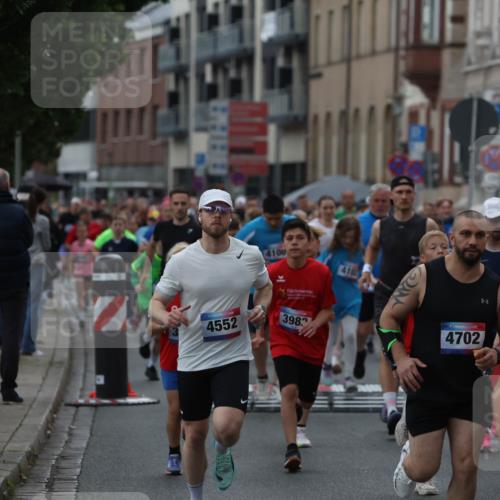 12.06.2026 - Holstenköstenlauf Andreas Tolksdorf http://msf.ph/oto/9744145 12.06.2026 17:33:27 Laufen 4100, 4552, 3982, 41, 4702, 14 meine-sportfotos.de