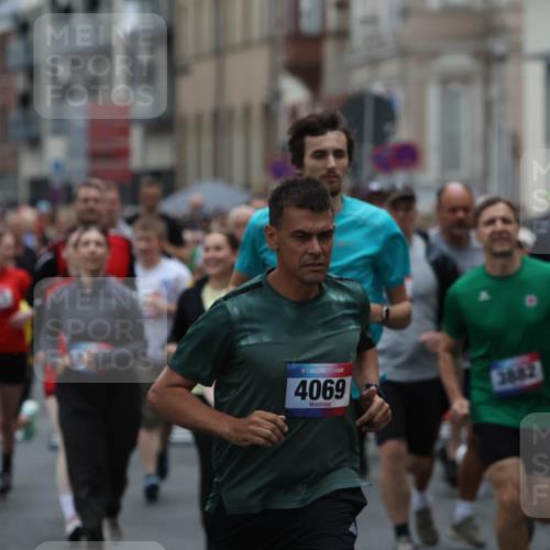 12.06.2026 - Holstenköstenlauf Andreas Tolksdorf http://msf.ph/oto/9744169 12.06.2026 17:33:50 Laufen 4069, 3882, 851 meine-sportfotos.de
