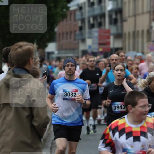 12.06.2026 - Holstenköstenlauf Andreas Tolksdorf http://msf.ph/oto/9744182 12.06.2026 17:33:59 Laufen 5, 3032, 3943, 946, 398 meine-sportfotos.de