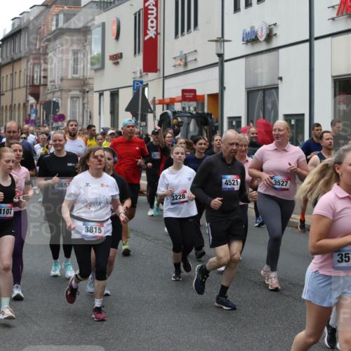 12.06.2026 - Holstenköstenlauf Andreas Tolksdorf http://msf.ph/oto/9744192 12.06.2026 17:34:07 Laufen 4550, 4724, 4107, 3687, 3815, 3572, 3228, 4521, 3527, 3571 meine-sportfotos.de