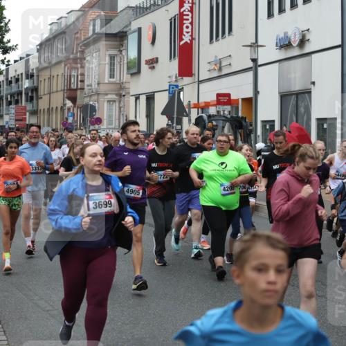 12.06.2026 - Holstenköstenlauf Andreas Tolksdorf http://msf.ph/oto/9744226 12.06.2026 17:34:28 Laufen 4005, 3313, 3699, 722, 4905, 4208, 706, 34, 4409, 29, 3594, 446 meine-sportfotos.de
