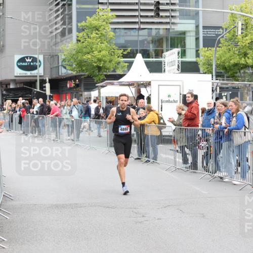 12.06.2026 - Holstenköstenlauf Andreas Tolksdorf http://msf.ph/oto/9744288 12.06.2026 17:48:25 Laufen 4892, 265, 7 meine-sportfotos.de
