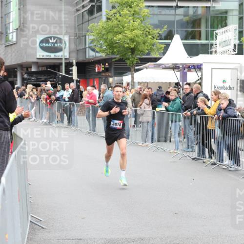 12.06.2026 - Holstenköstenlauf Andreas Tolksdorf http://msf.ph/oto/9744295 12.06.2026 17:49:51 Laufen 3818, 265 meine-sportfotos.de