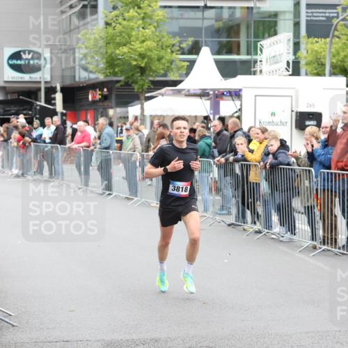 12.06.2026 - Holstenköstenlauf Andreas Tolksdorf http://msf.ph/oto/9744297 12.06.2026 17:49:52 Laufen 3818, 265 meine-sportfotos.de