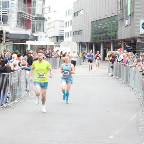 12.06.2026 - Holstenköstenlauf Andreas Tolksdorf http://msf.ph/oto/9744332 12.06.2026 17:50:58 Laufen 3961, 4519 meine-sportfotos.de