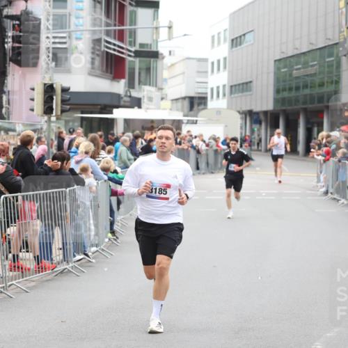 12.06.2026 - Holstenköstenlauf Andreas Tolksdorf http://msf.ph/oto/9744435 12.06.2026 17:53:08 Laufen 3185 meine-sportfotos.de