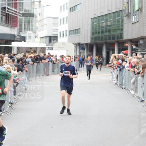 12.06.2026 - Holstenköstenlauf Andreas Tolksdorf http://msf.ph/oto/9744466 12.06.2026 17:53:51 Laufen 3898, 3050 meine-sportfotos.de