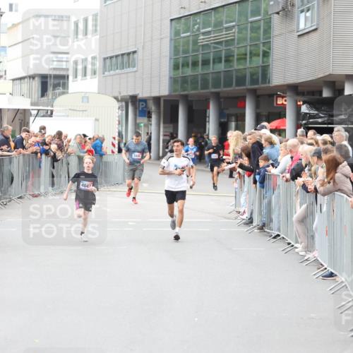 12.06.2026 - Holstenköstenlauf Andreas Tolksdorf http://msf.ph/oto/9744486 12.06.2026 17:54:17 Laufen 3, 4042, 3445 meine-sportfotos.de