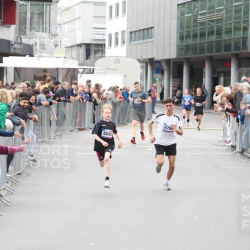 12.06.2026 - Holstenköstenlauf Andreas Tolksdorf http://msf.ph/oto/9744489 12.06.2026 17:54:19 Laufen 4042, 3445, 4786 meine-sportfotos.de