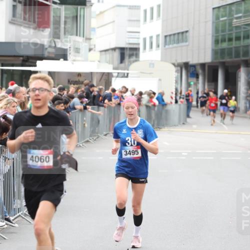 12.06.2026 - Holstenköstenlauf Andreas Tolksdorf http://msf.ph/oto/9744504 12.06.2026 17:54:30 Laufen 4060, 30, 3495 meine-sportfotos.de