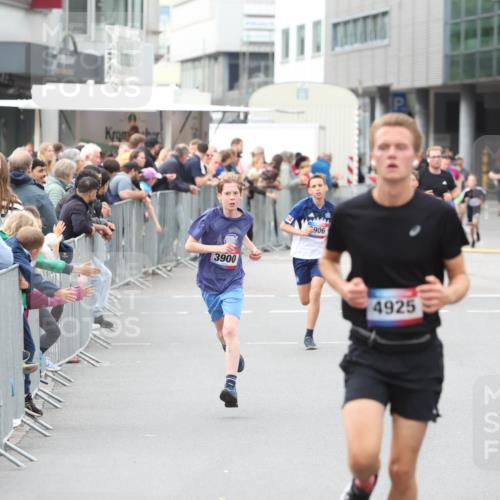 12.06.2026 - Holstenköstenlauf Andreas Tolksdorf http://msf.ph/oto/9744525 12.06.2026 17:54:55 Laufen 3995, 3900, 906, 4925 meine-sportfotos.de